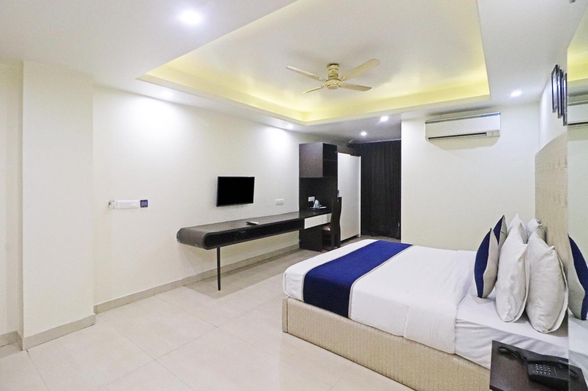 Hotel The Archer Artemis Hospital Road Sector 52 Gurgaon Dış mekan fotoğraf